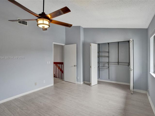 Дом в аренду по адресу 2641 W Gately Dr W 1002 - фото 7451290