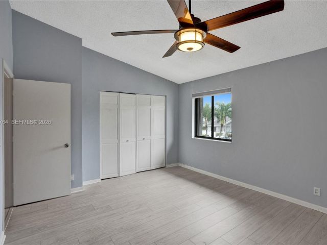 Дом в аренду по адресу 2641 W Gately Dr W 1002 - фото 7451293