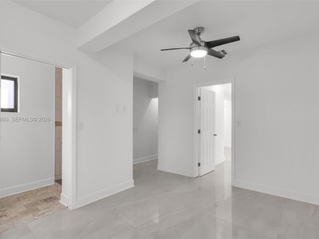 Продажа дома по адресу 66 NW 73rd Place - фото 7514915