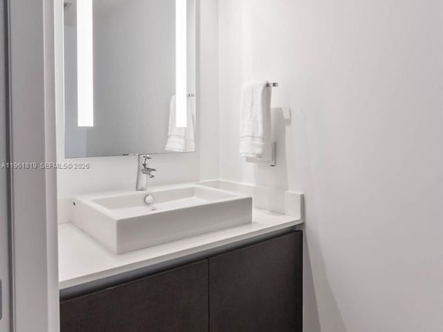 Продажа квартиры #1602 - фото 7395400