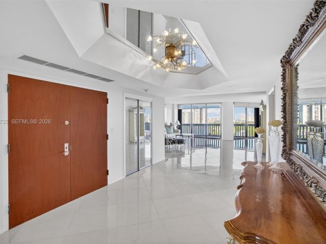 Продажа квартиры #1109 - фото 7488318