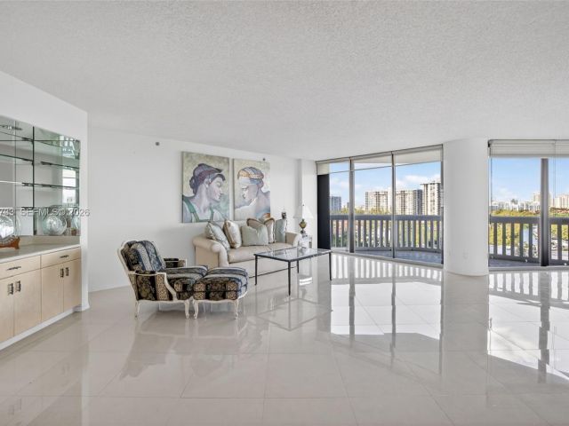 Продажа квартиры #1109 - фото 7488320