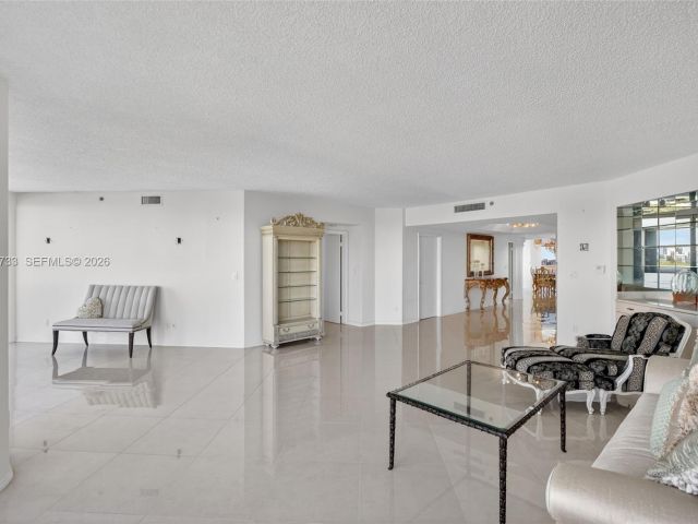 Продажа квартиры #1109 - фото 7488322