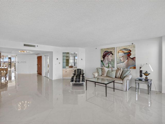 Продажа квартиры #1109 - фото 7488323