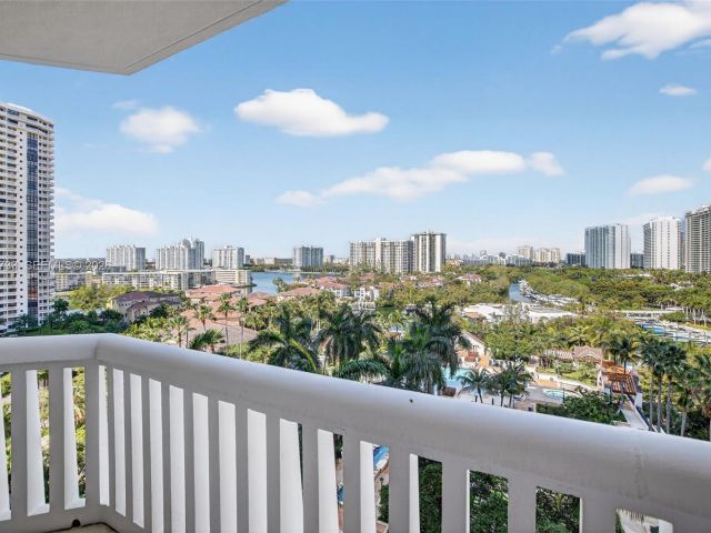 Продажа квартиры #1109 - фото 7488325