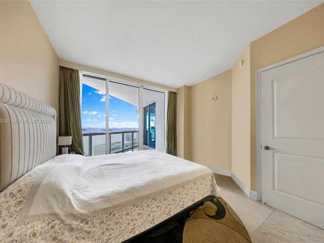 Продажа квартиры #1402 - фото 7439273