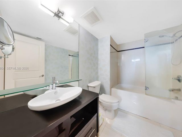 Продажа квартиры #1402 - фото 7439275