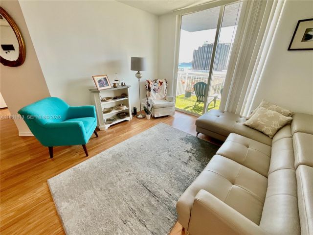 Продажа квартиры #1705 - фото 7433523