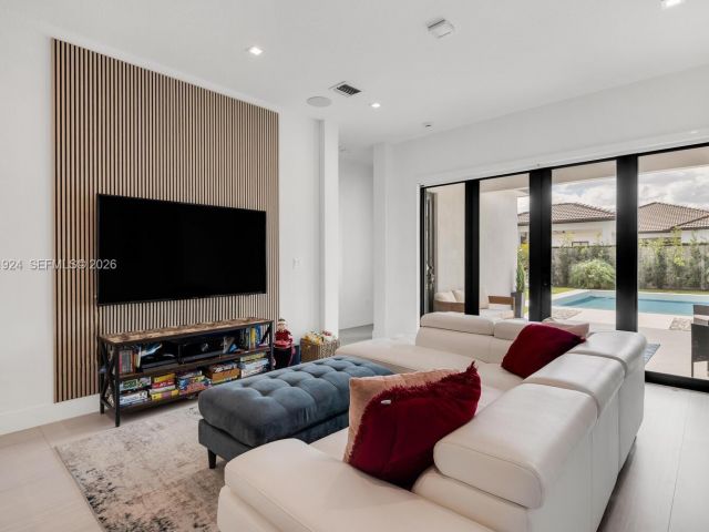 Продажа дома по адресу 14468 SW 16th St - фото 7509051