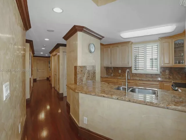 Продажа квартиры #1216 - фото 7395876