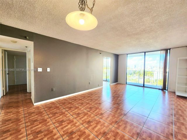 Продажа квартиры #714 - фото 7495401