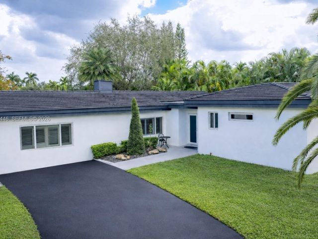 Продажа дома по адресу 241 SW 129th Ave - фото 7428164