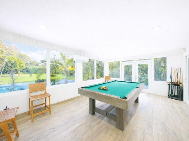 Продажа дома по адресу 241 SW 129th Ave - фото 7428181