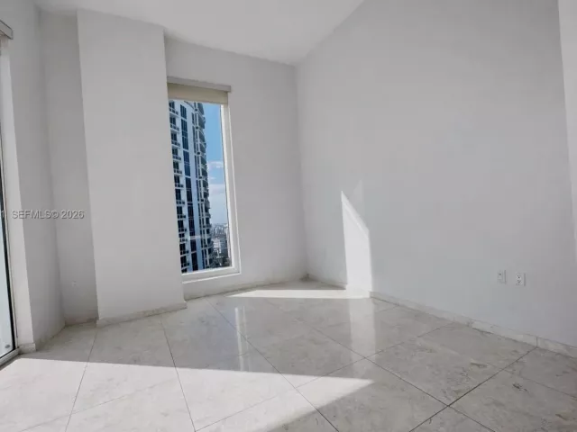 Продажа квартиры #2405 - фото 7395919