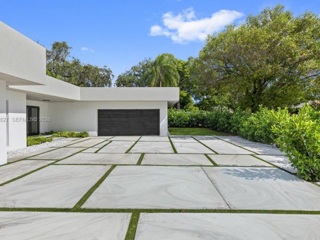 Продажа дома по адресу 85 W Shore Dr W - фото 7445250