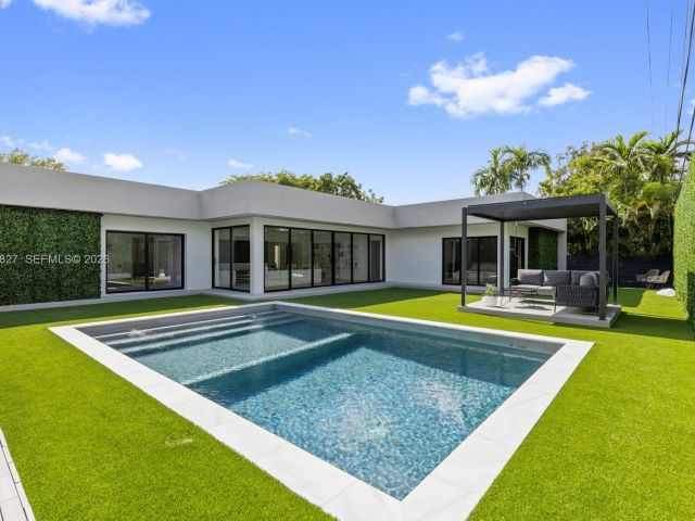 Продажа дома по адресу 85 W Shore Dr W - фото 7445251