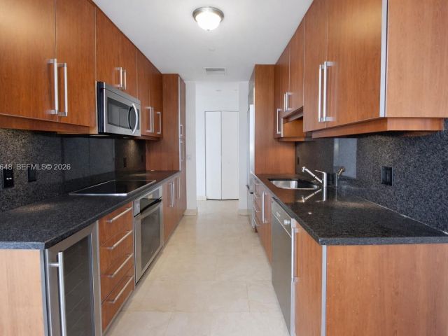 Продажа квартиры #1603 - фото 7396024