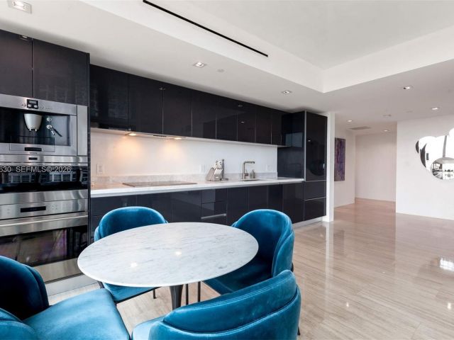 Продажа квартиры #1604 - фото 7395423