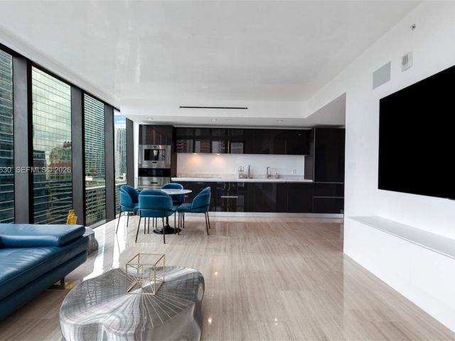 Продажа квартиры #1604 - фото 7395424