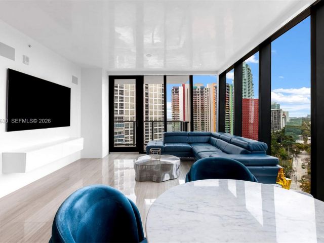 Продажа квартиры #1604 - фото 7395425