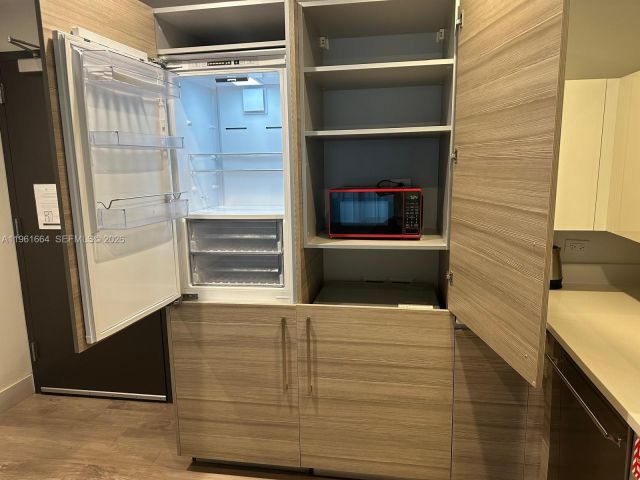 Продажа квартиры #N222 - фото 7501269