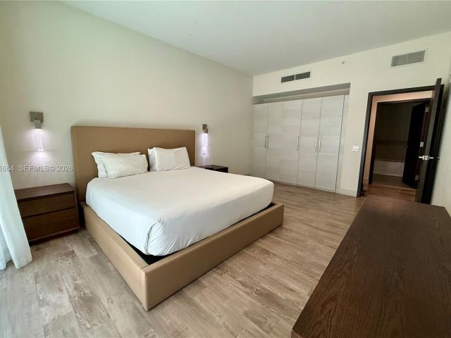 Продажа квартиры #N222 - фото 7501280