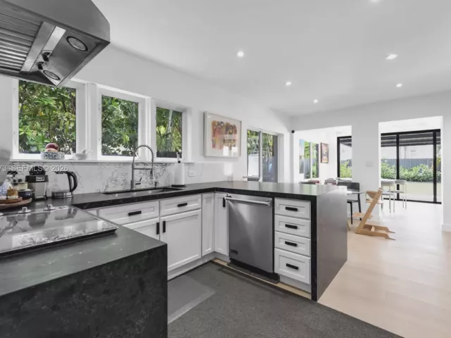 Дом в аренду по адресу 1826 Fairhaven Pl - фото 7410715