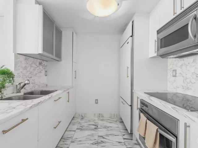 Продажа квартиры #3008 - фото 7395305