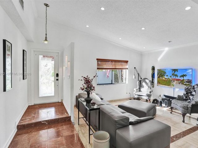 Продажа дома по адресу 3515 SW 113th Ct - фото 7440147