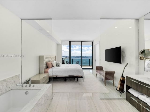 Продажа квартиры #3401 - фото 7404763