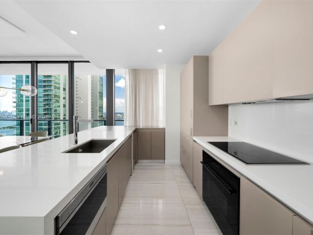 Продажа квартиры #3401 - фото 7404766