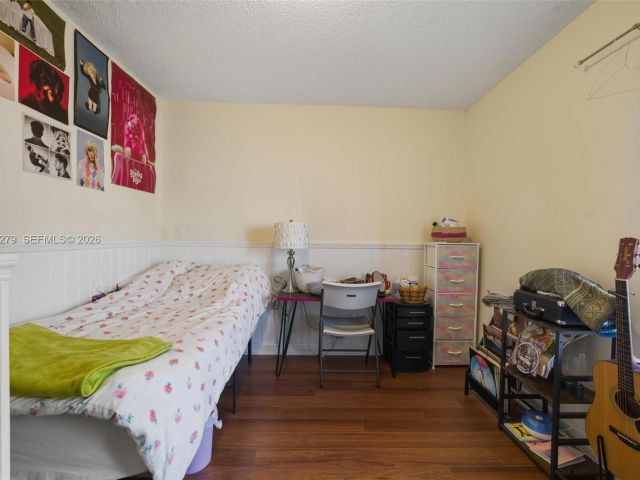 Продажа дома по адресу 10308 Greenbriar Ct - фото 7453480