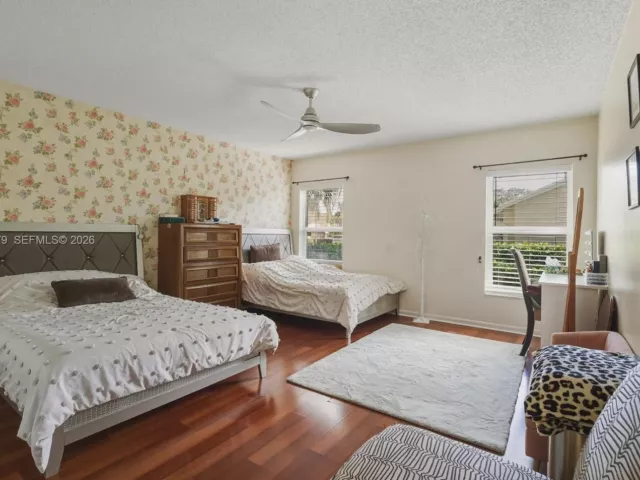 Продажа дома по адресу 10308 Greenbriar Ct - фото 7453481