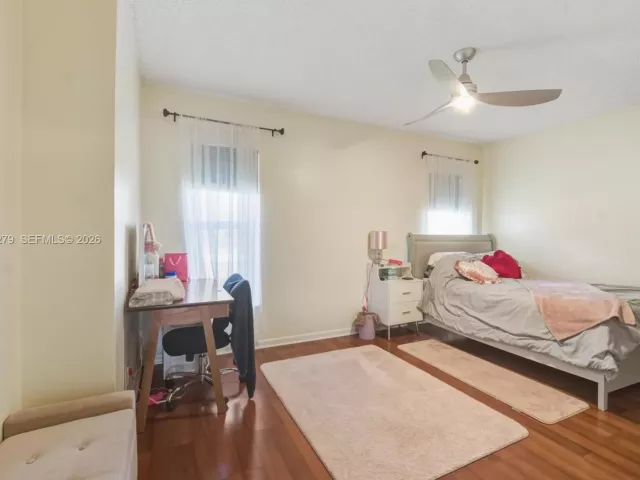 Продажа дома по адресу 10308 Greenbriar Ct - фото 7453484