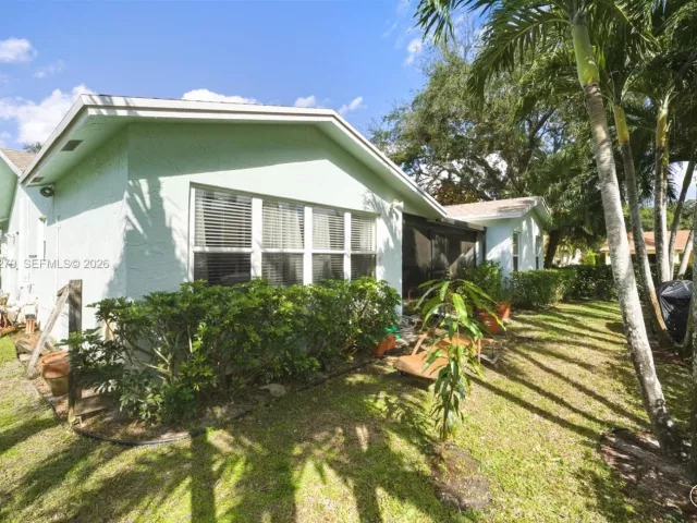 Продажа дома по адресу 10308 Greenbriar Ct - фото 7453469