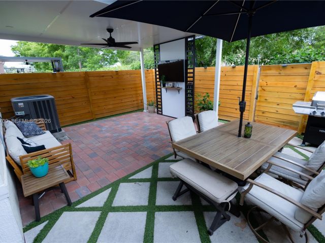 Продажа дома по адресу  - фото 7434206