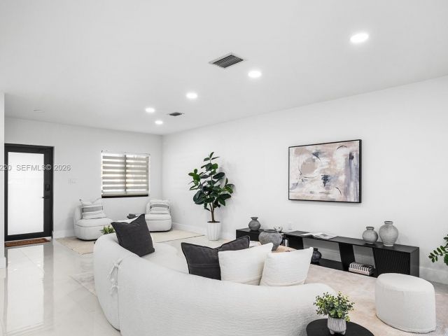 Продажа дома по адресу 12330 SW 195th Ter - фото 7436685