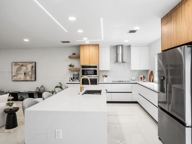 Продажа дома по адресу 12330 SW 195th Ter - фото 7436686