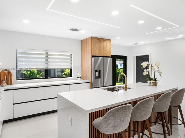 Продажа дома по адресу 12330 SW 195th Ter - фото 7436687