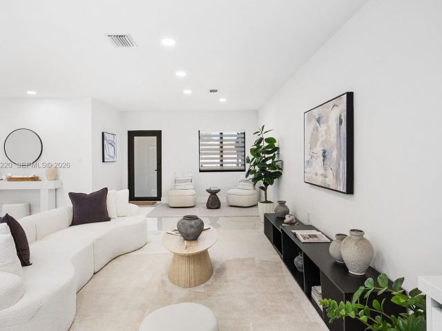 Продажа дома по адресу 12330 SW 195th Ter - фото 7436694