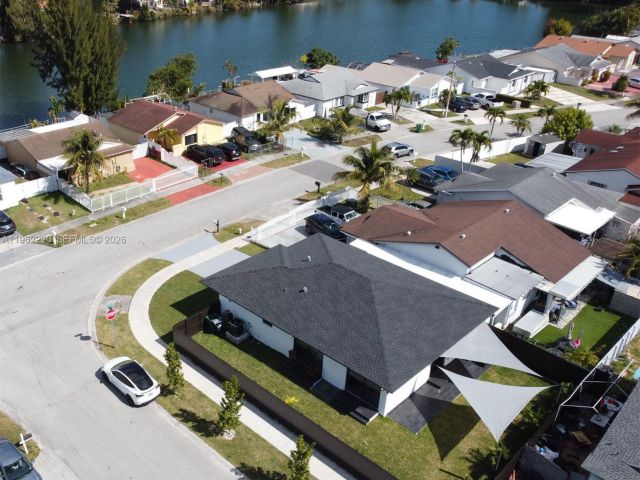 Продажа дома по адресу 12330 SW 195th Ter - фото 7436696