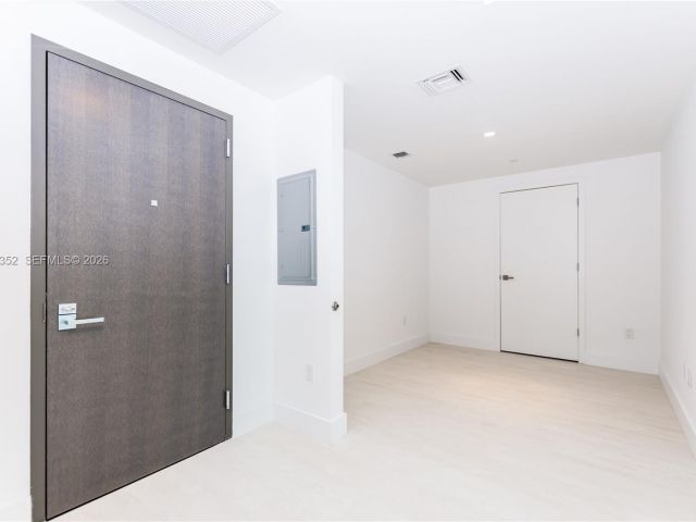 Продажа квартиры #1706 - фото 7395907