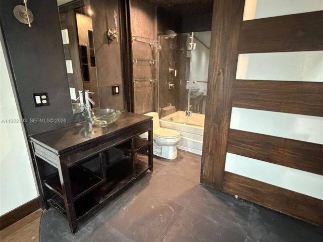 Дом в аренду по адресу 9850 NW 15th Ct 9850 - фото 7453847