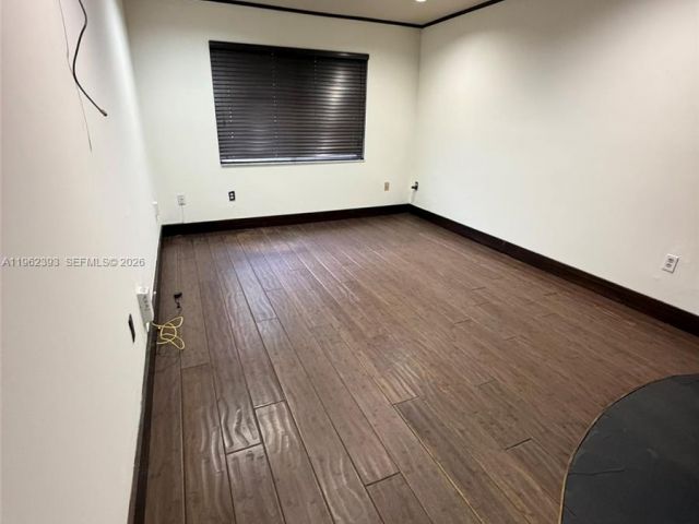 Дом в аренду по адресу 9850 NW 15th Ct 9850 - фото 7453863