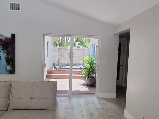 Продажа дома по адресу 423 NW 48th Ave - фото 7404516