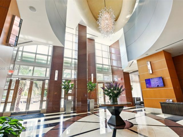 Квартира в аренду номер2405 - фото 7488870