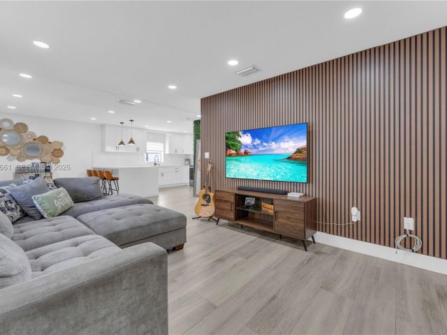 Продажа дома по адресу 13160 SW 265th St - фото 7492926