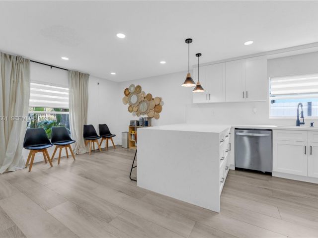 Продажа дома по адресу 13160 SW 265th St - фото 7492930