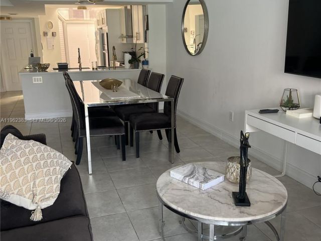 Дом в аренду по адресу 3535 Magellan Cir 524 - фото 7395068