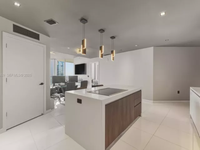 Продажа квартиры #4303 - фото 7403567